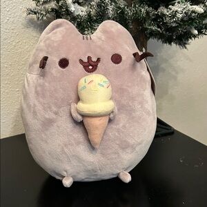 NWT  GUND Pusheen Cat plush‎ toy holding an ice cream cone Snackables collection